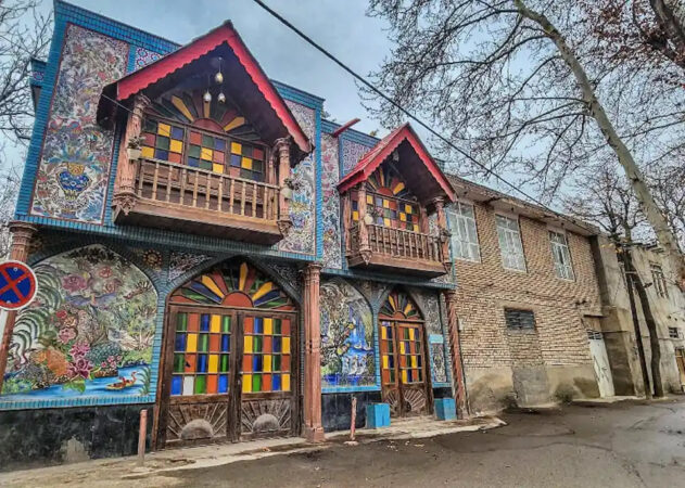 خانه زیبای شجریان؛ ترکیب معماری روستایی خراسان با هنر ایرانی در گلمکان - تصویر شاخص